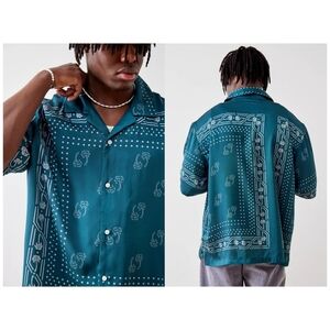 Urban Outfitters Standard Cloth Teal Kylian Scarf Shirt Size L